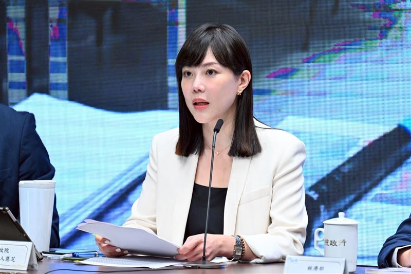行政院發言人李慧芝主持院會後記者會（圖／行政院提供）