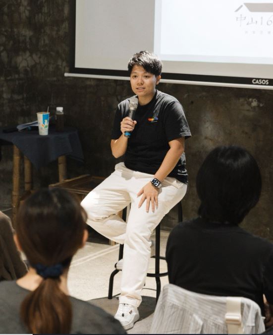 知名台灣Podcast主持人敏迪認為，習近平沒放棄過攻打台灣。（圖／翻攝自敏迪選讀臉書）
