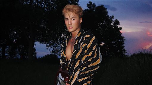 吳克群震撼拋喜訊！婚禮現場只收紅包999