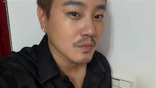 綠茶爆私接戲！經紀人沒拿到3萬分潤決裂