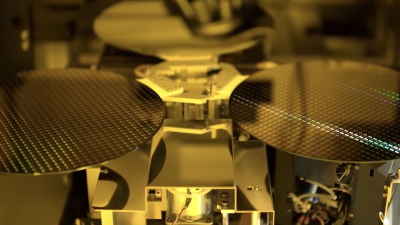 先進封裝成顯學。(圖/翻攝自TSMC官方YT)