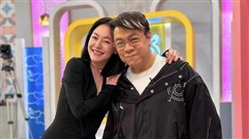 小Ｓ（圖左）過去和蔡康永（圖右）主持搭檔默契十足，深受觀眾喜愛。（圖／翻攝臉書）