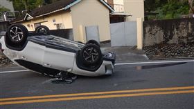 出事了！阿北開車「四輪朝天」肇事原因曝