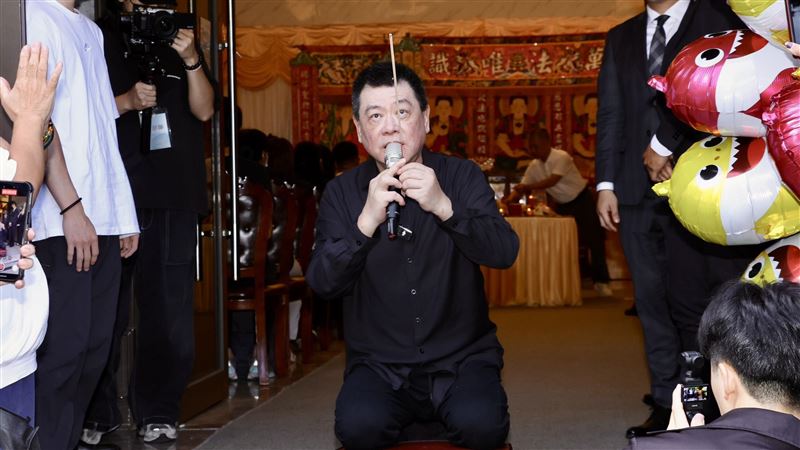 孫德榮辦于朦朧法會　被造謠他心碎發聲了