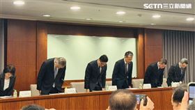 長榮航空今日召開記者會，再次向家屬致歉。（圖／記者柯美儀攝影）