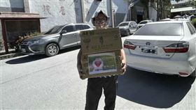 「鏟子超人」雙腳磨破皮！執行彰化分署買下查封襪子　直送花蓮災區