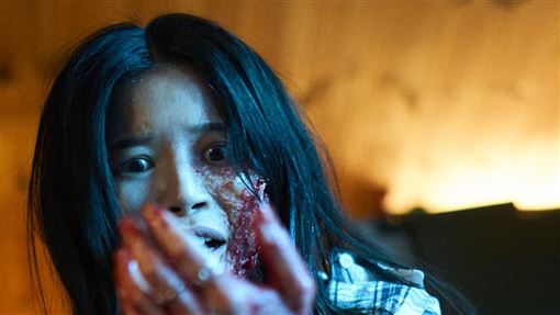 頌樂首登大銀幕！拍一半撞鬼嚇傻急祭拜