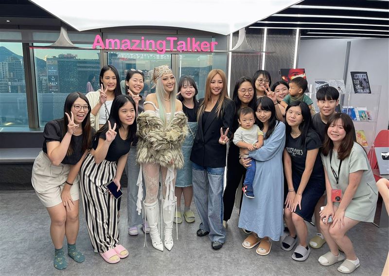 A-Lin和徒弟琟娜VERNA推出合唱曲。（圖／谷優娛樂提供）