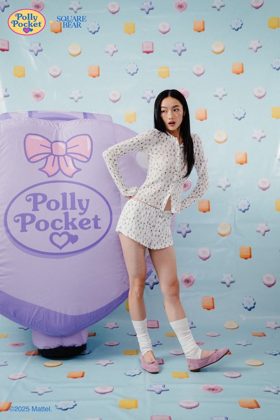 聯名系列以90年代Polly Pocket標誌性粉彩色為主調。（圖／品牌業者提供）