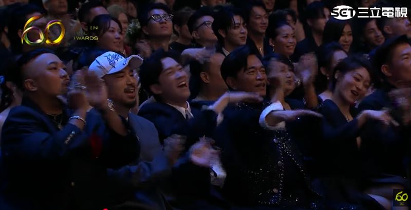陳漢典看Lulu表演全程超嗨。（圖／三立電視）