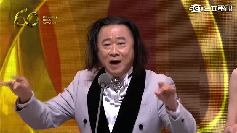 邰智源模仿王世堅「沒出息」。（圖／三立電視）
