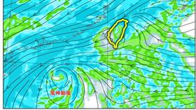 專家提醒，受到不同天氣系統影響，不僅要留意降雨，也要小心強風跟大浪。（圖／取自林老師氣象站）