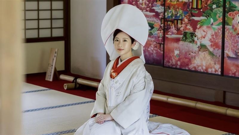 恭喜鄭家純日本補辦婚禮　絕美白紗照曝光
