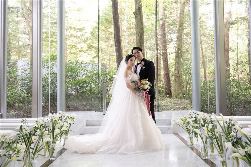 鄭家純與日籍小兒科醫師Akira甜蜜完婚（圖／千巡影世康姐提供）