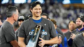 大谷翔平榮獲國聯冠軍賽MVP。（圖／美聯社／達志影像）