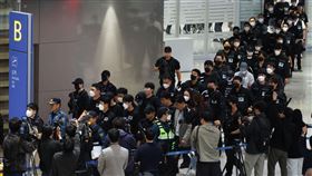 此次為韓史上最大規模遣返行動。（圖／美聯社／達志影像）
