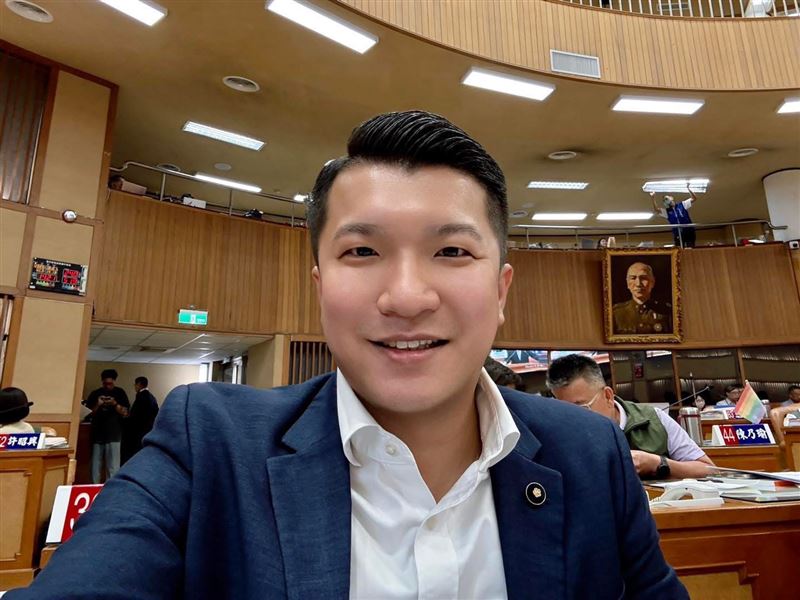 李宇翔表示，支持洪孟楷鞭刑提案，主張溯及既往，洪孟楷恐成鞭刑第一人。（圖／李宇翔辦公室提供）