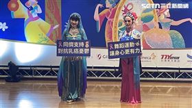 台灣癌症基金會今（18）日舉辦第十四屆《雙宮盛宴 愛波舞后》舞蹈競賽，邀請超過百位乳癌病友齊聚一堂。（圖／記者蔣季容攝影）