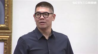 連勝文12年愛車現況曝「車椅破洞」收這價