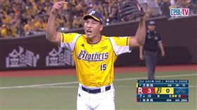 中信兄弟王凱程激動大吼。（圖／翻攝CPBLTV）