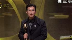 楊一展獲金鐘殊榮