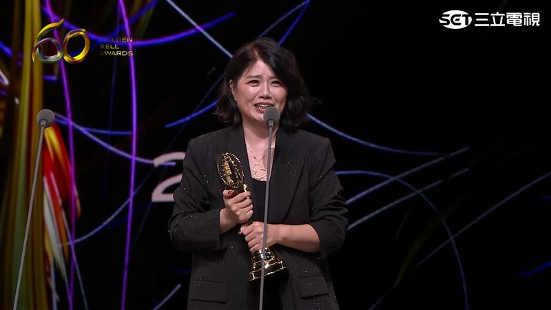 嚴藝文以《影后》首度抱回導演獎。（圖／三立電視）