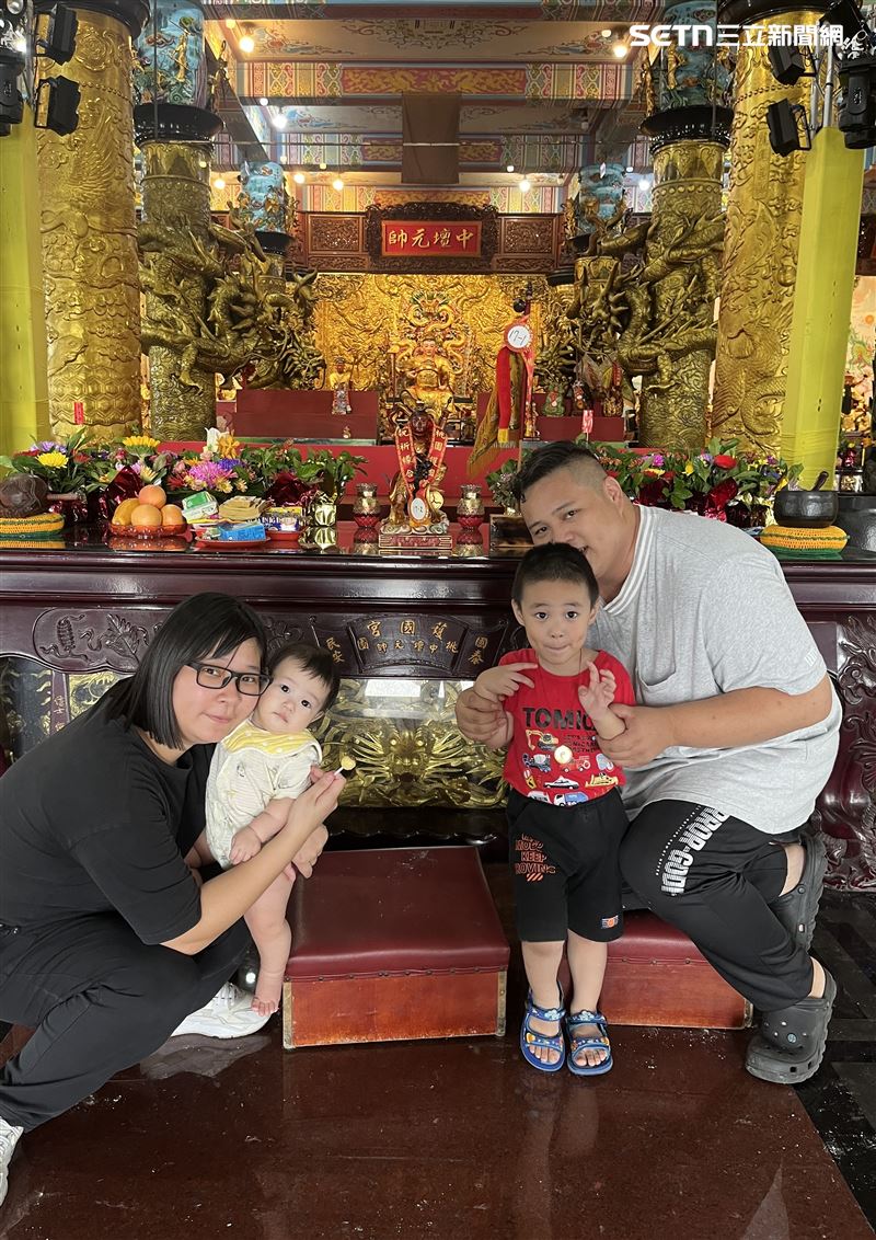 三個孩子也都成為太子爺的誼子女。 （圖／賴振宇授權提供，未經同意請勿轉載）