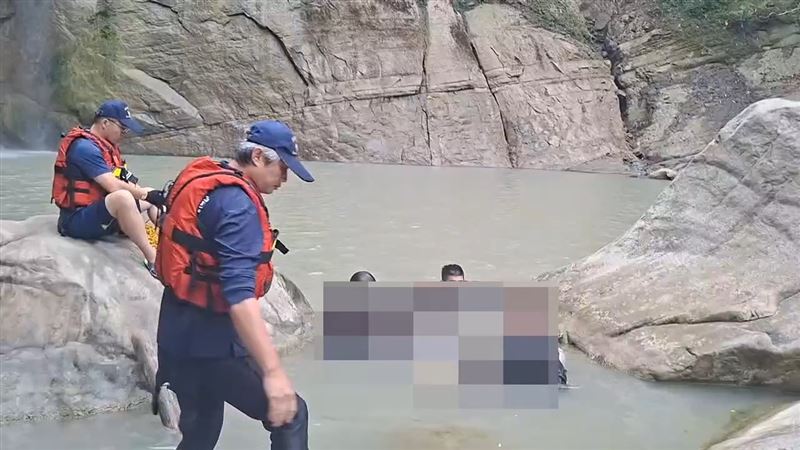 新／嘉義青雲瀑布1人溺水！命危搶救中