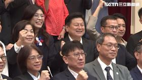 傅崐萁邀請鄭麗文拜會黨團。（圖／翻攝畫面）