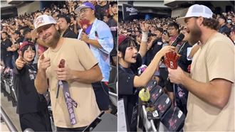 波賽樂到外野帶應援　樂天桃猿領隊告白