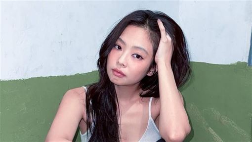 BLACKPINK Jennie走位出包　遭轟：認真點