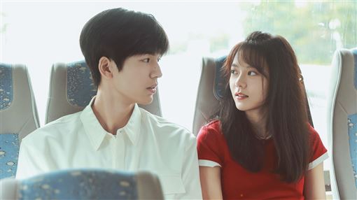 張凌赫送禮藏10年浪漫！趙今麥讚：太會了