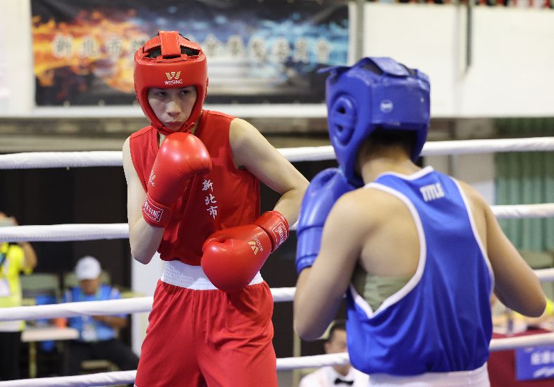 一篇研究指出,發洩情緒,例如拳擊等,並不能有效減少憤怒,還可能讓人更生氣。深呼吸、冥想、瑜伽等才能真的排除怒氣。(圖/114年全國運動會籌備處提供)