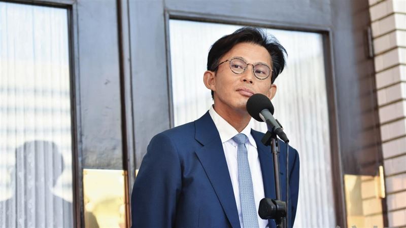 黃國昌狗仔基金第一桶金曝！神秘金主是她