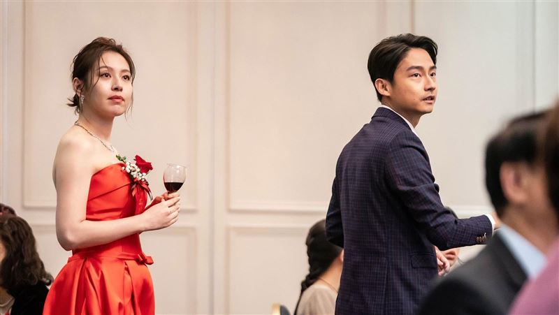 新郎不是連晨翔！劉品言婚禮現場崩潰了