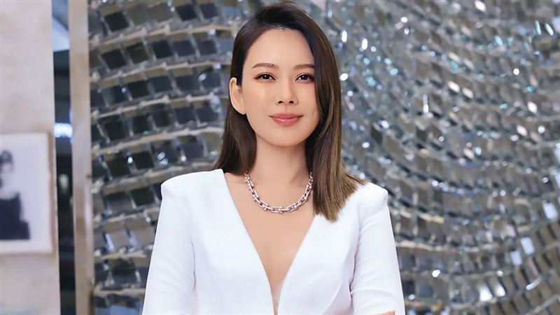 離婚官司被醜化　Melody母女遭議論急出走