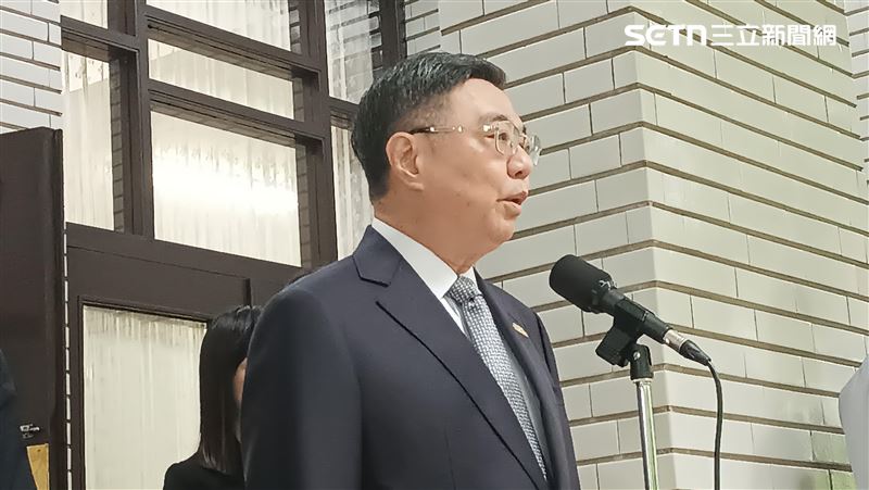 藍批賣台積電「德公移山」 卓榮泰霸氣回