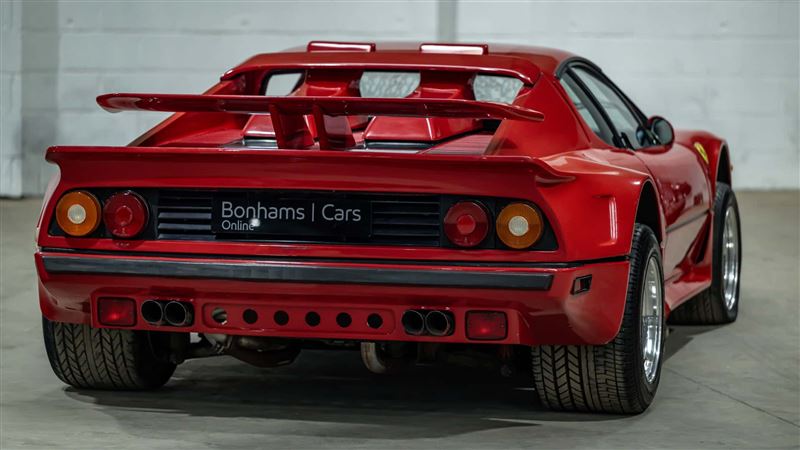 法拉利512 BBi Koenig由德國Koenig Specials改裝廠打造。（圖／翻攝Bonhams 網站）
