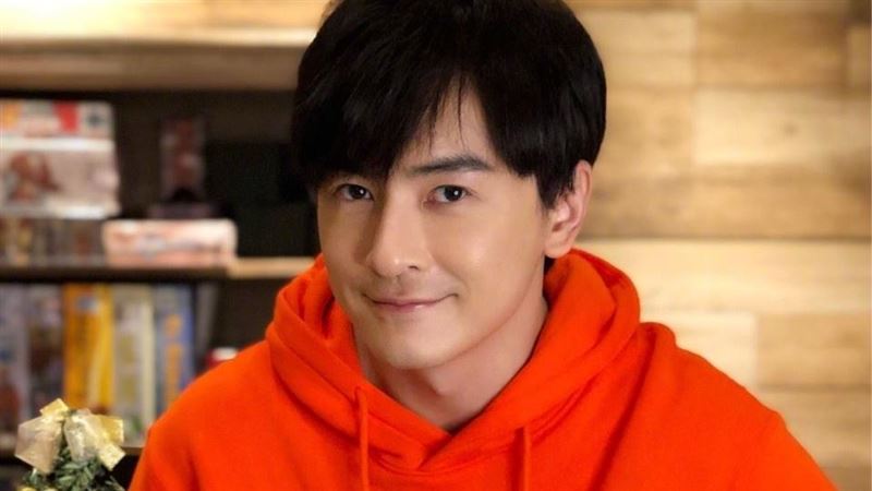 鄭元暢入伍舊疾復發緊急住院手術躺9天。（圖／翻攝自鄭元暢臉書）