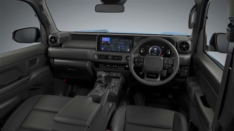內裝延續越野車實用，耐髒且好清潔的設計思維。（圖／翻攝TOYOTA網站）