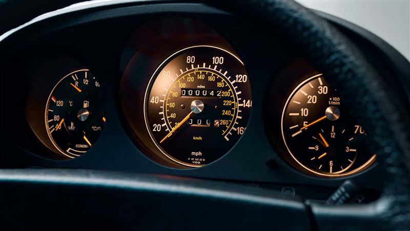 1980年賓士500SL只行駛42英里。（圖／翻攝SLShop網站）