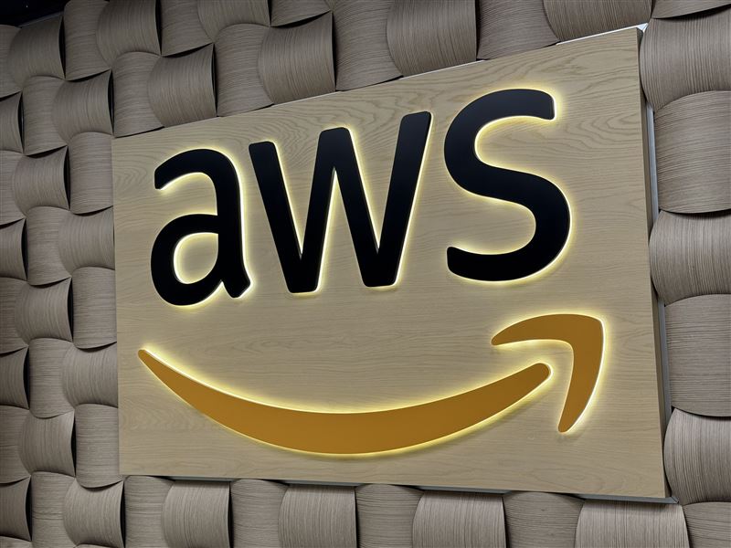 亞馬遜的雲端服務AWS，於10月20日因DNS錯誤發生大當機，波及多家企業、社群與網路等平台，可說是卡住全球。圖為AWS台北辦公室，中央社記者吳家豪攝 114年6月24日