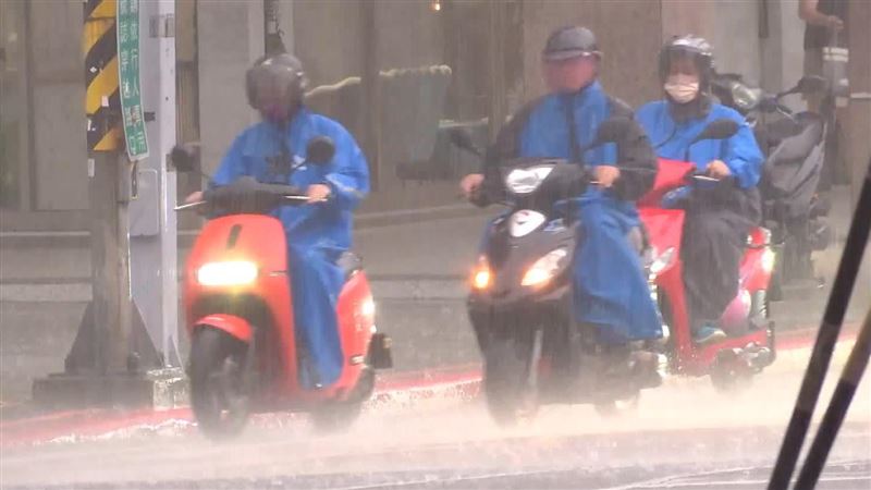 哭整週難哄！網掀「對不起台北」懺悔潮