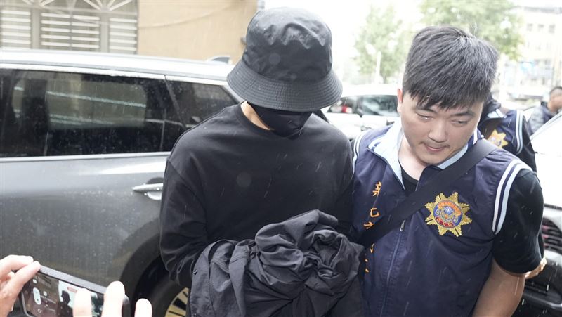 陳柏霖因涉嫌透過開假證明逃避兵役,在遭到檢方起訴並求刑2年8個月。(圖/記者鄭孟晃攝影)
