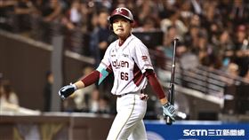 台灣大賽G3，樂天桃猿外野手何品室融代打遭到三振。（圖／記者劉彥池攝影）