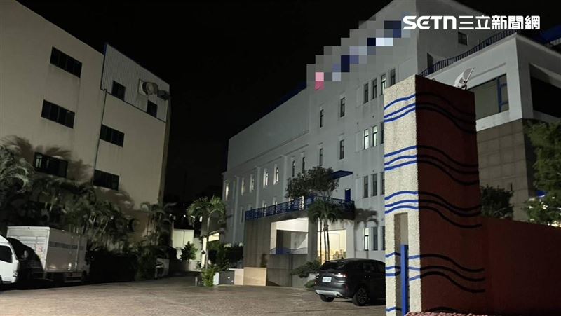 台中太平區發生離奇墜樓意外，男子摔落電梯井底部，當場失去生命跡象。（圖／翻攝畫面）