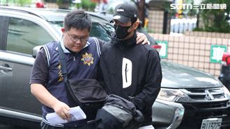修杰楷抵達地檢署。（圖／記者鄭孟晃攝影）