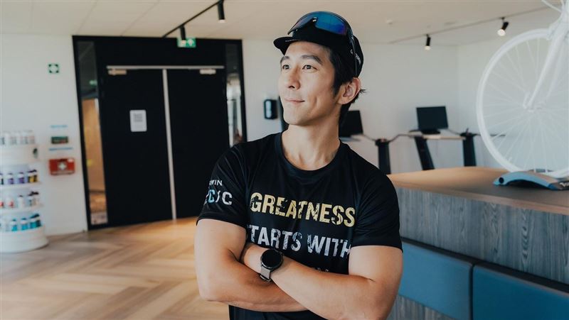 修杰楷涉閃兵遭拘提。（圖／翻攝自修杰楷臉書）