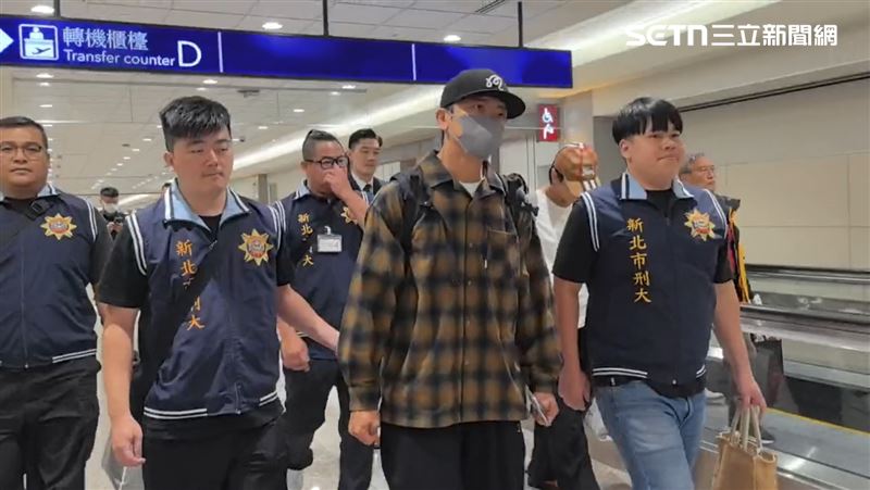 坤達落地遭逮畫面曝…點頭認造假病歷閃兵