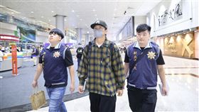 坤達,ENERGY,溫哥華,加拿大,檢警,氣胸,社會,閃兵,藝人,台灣,桃園機場,拘提（圖／記者鄭孟晃攝影